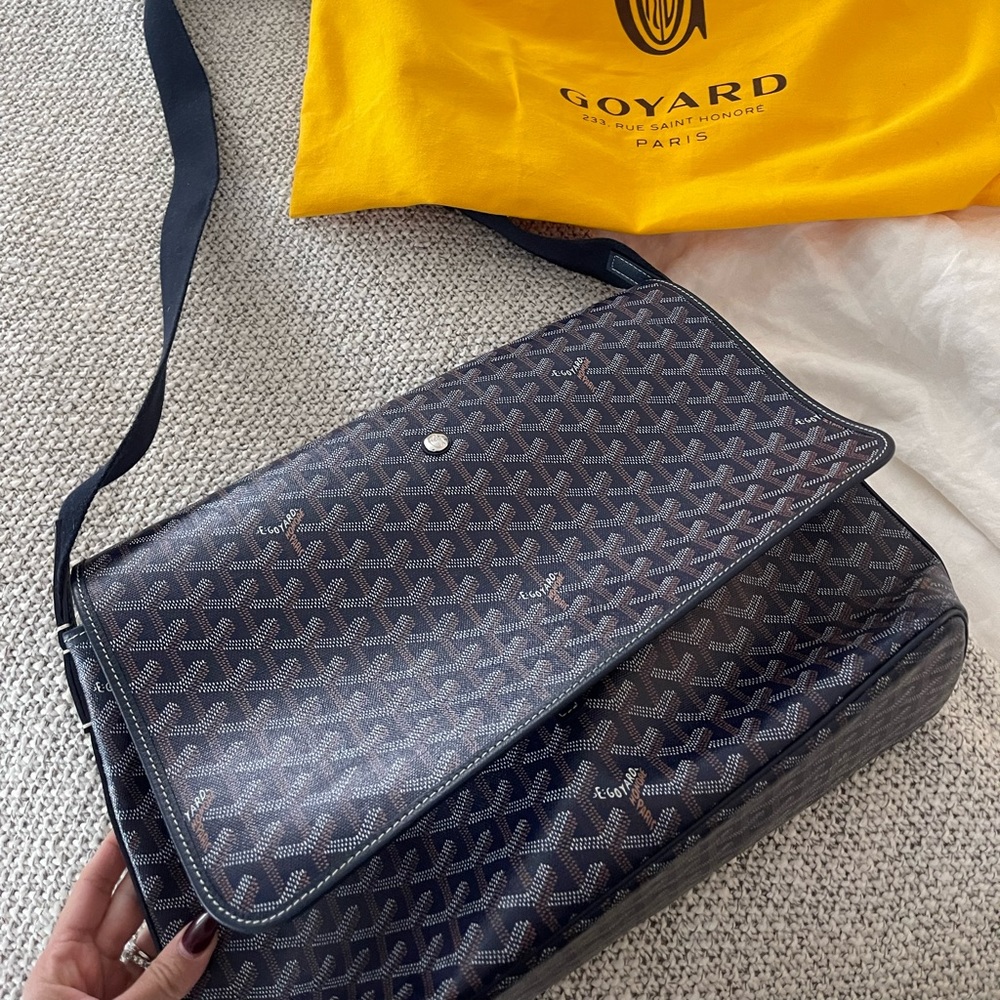 Goyard capetien messenger bag